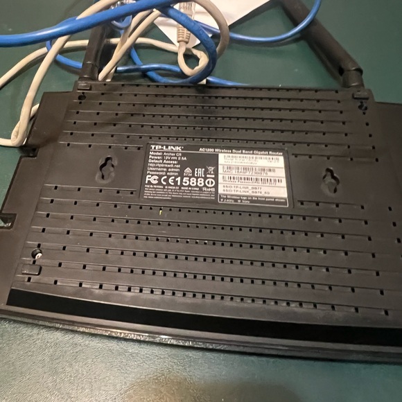 Wifi router - Picture 1 of 6